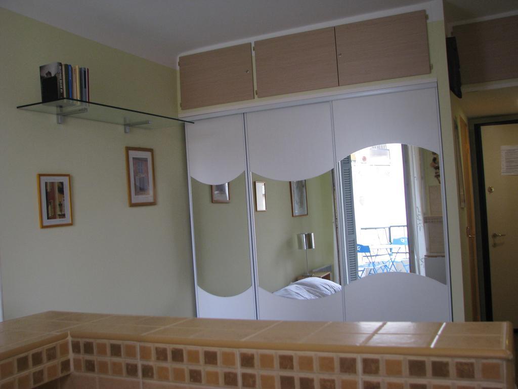 Appartamento in rue Halevy Niza Habitación foto